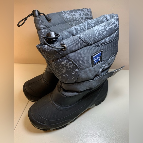 Storm Kidz Other - Storm Kidz insulated unisex winter boots.  Size little child size 2.